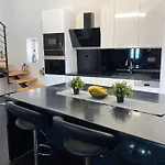 Apartman Layla *